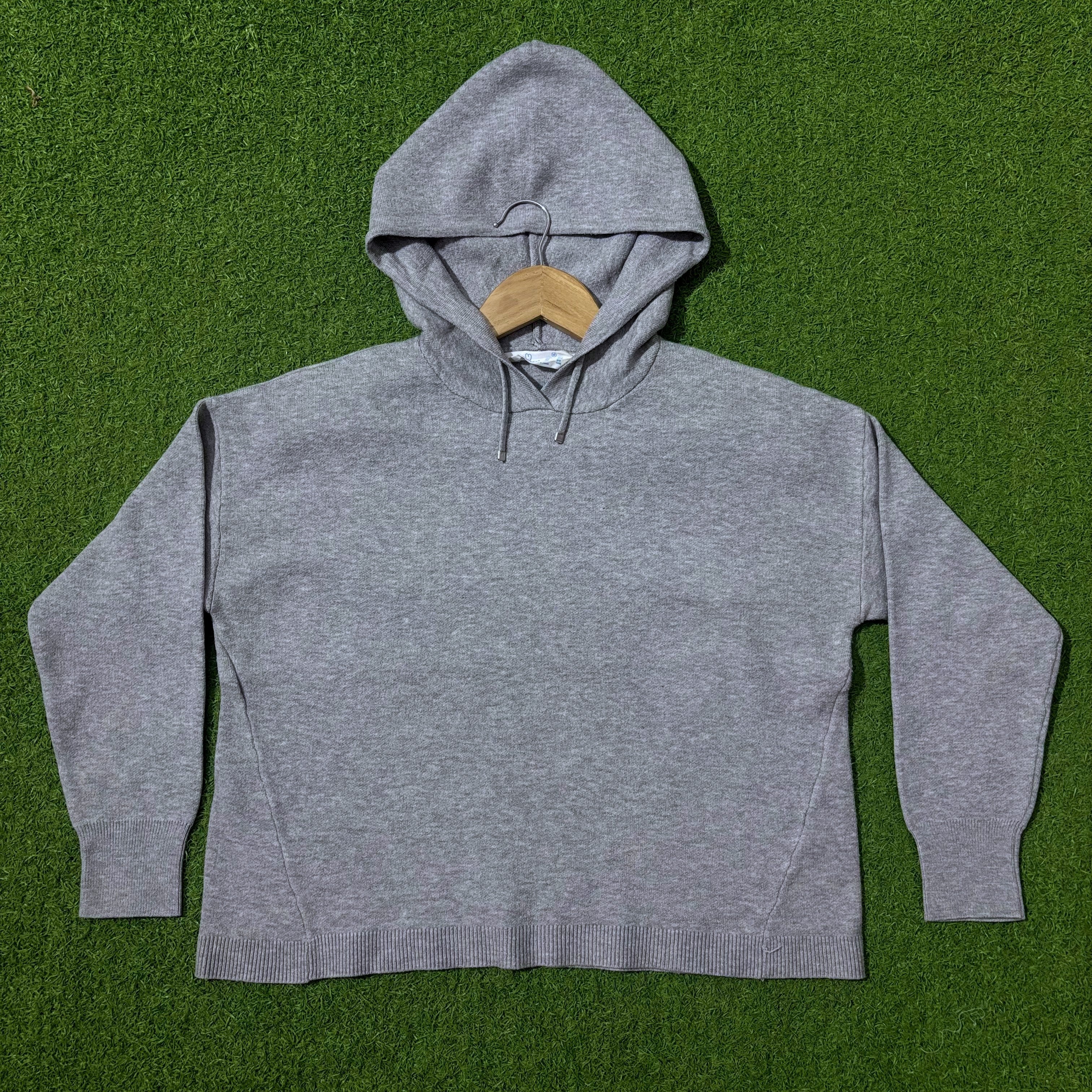 Grey drop-shoulder hoodie by Primark