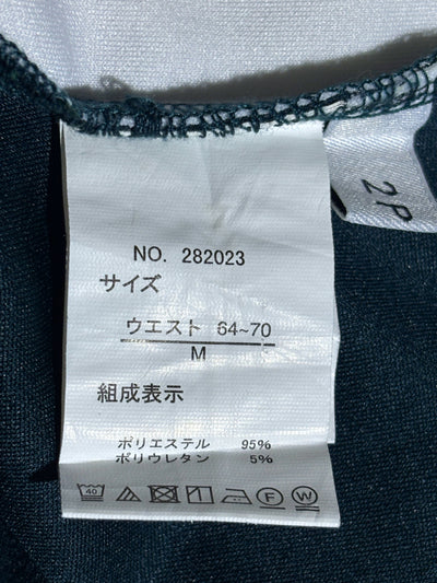 Size M label with polyester and polyurethane composition - alternate view