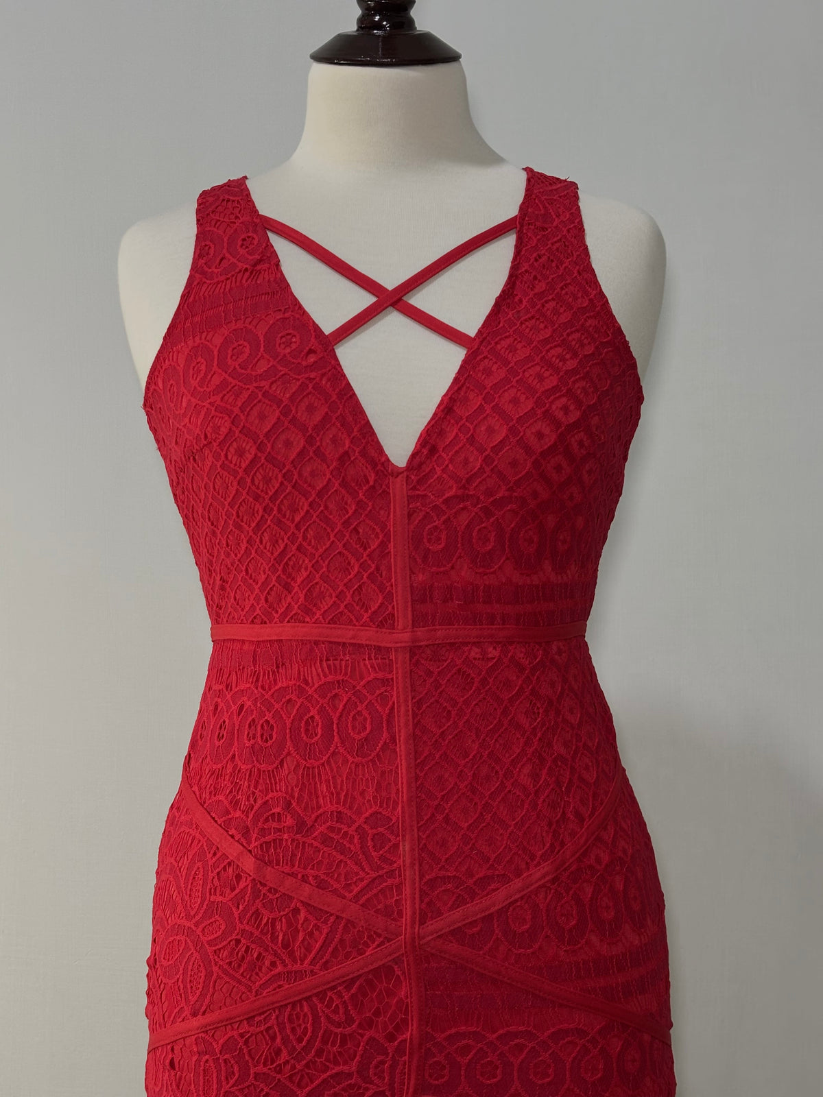 Red Crisscross V-Neck Sleeveless Bodycon Midi Dress