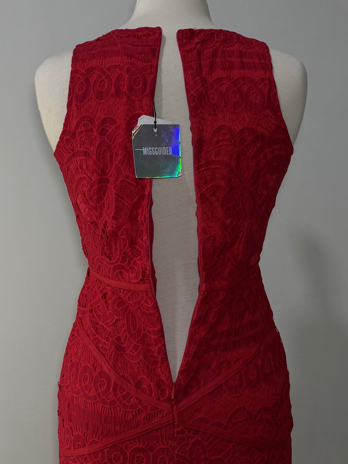 Red Crisscross V-Neck Sleeveless Bodycon Midi Dress