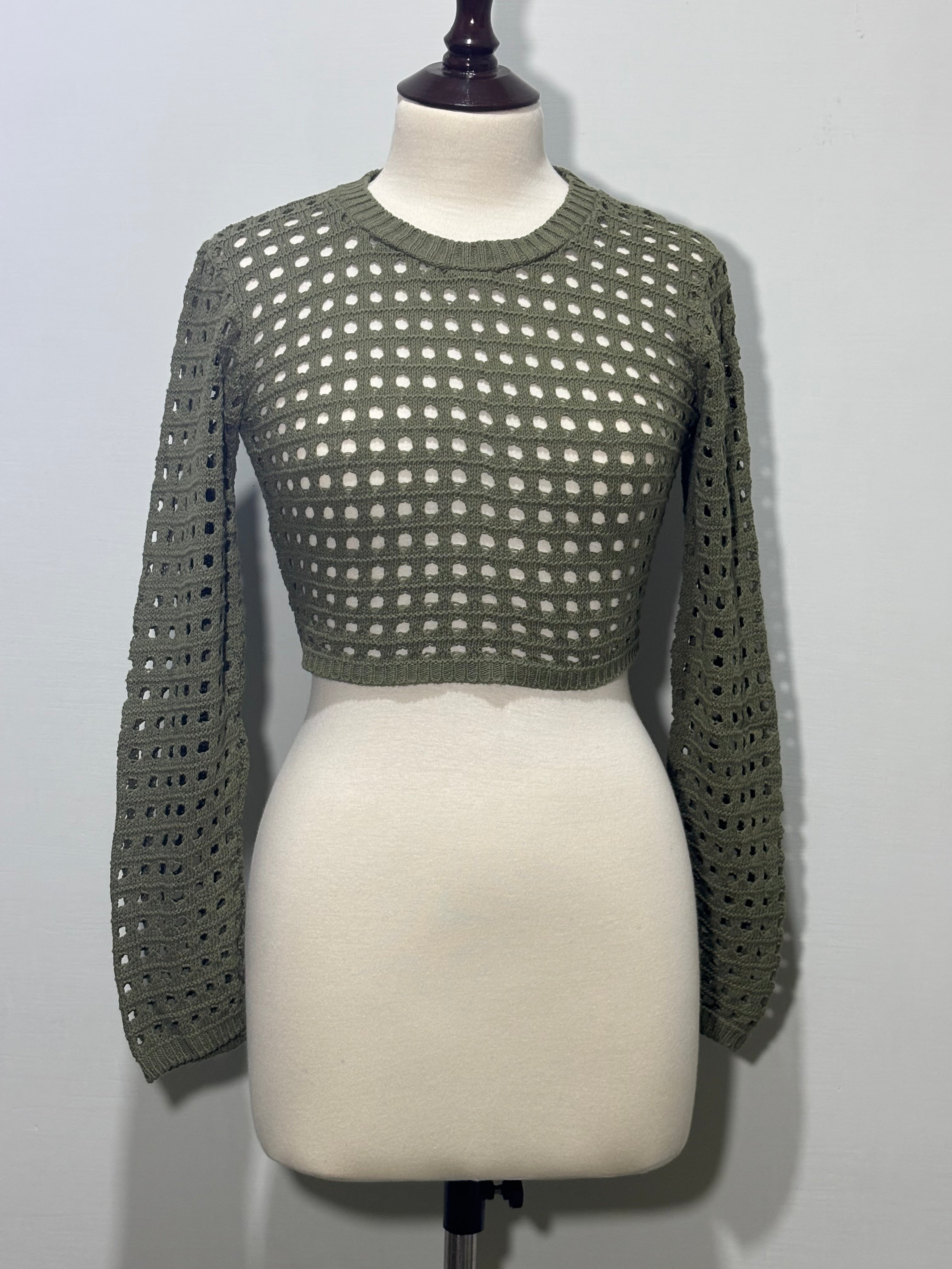 Olive green openwork long-sleeve crop top