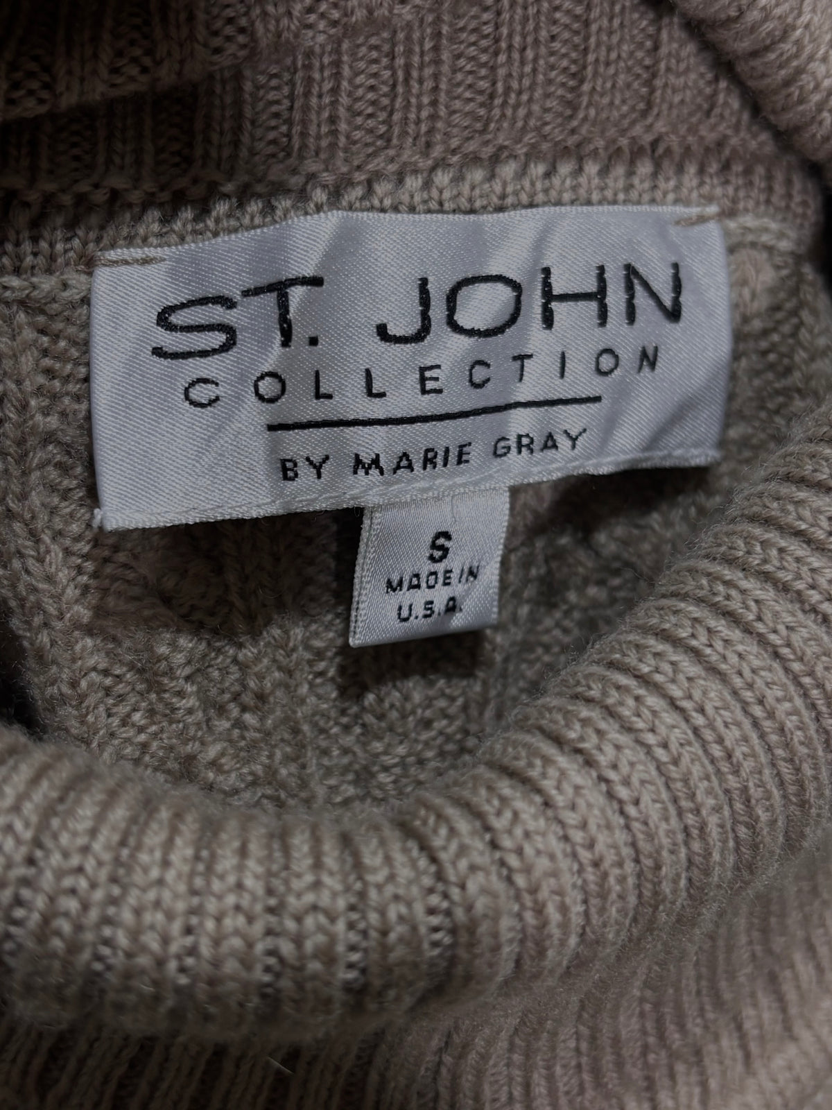 St. John Collection by Marie Gray size S label