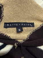 Bette Paige size S label and back zipper