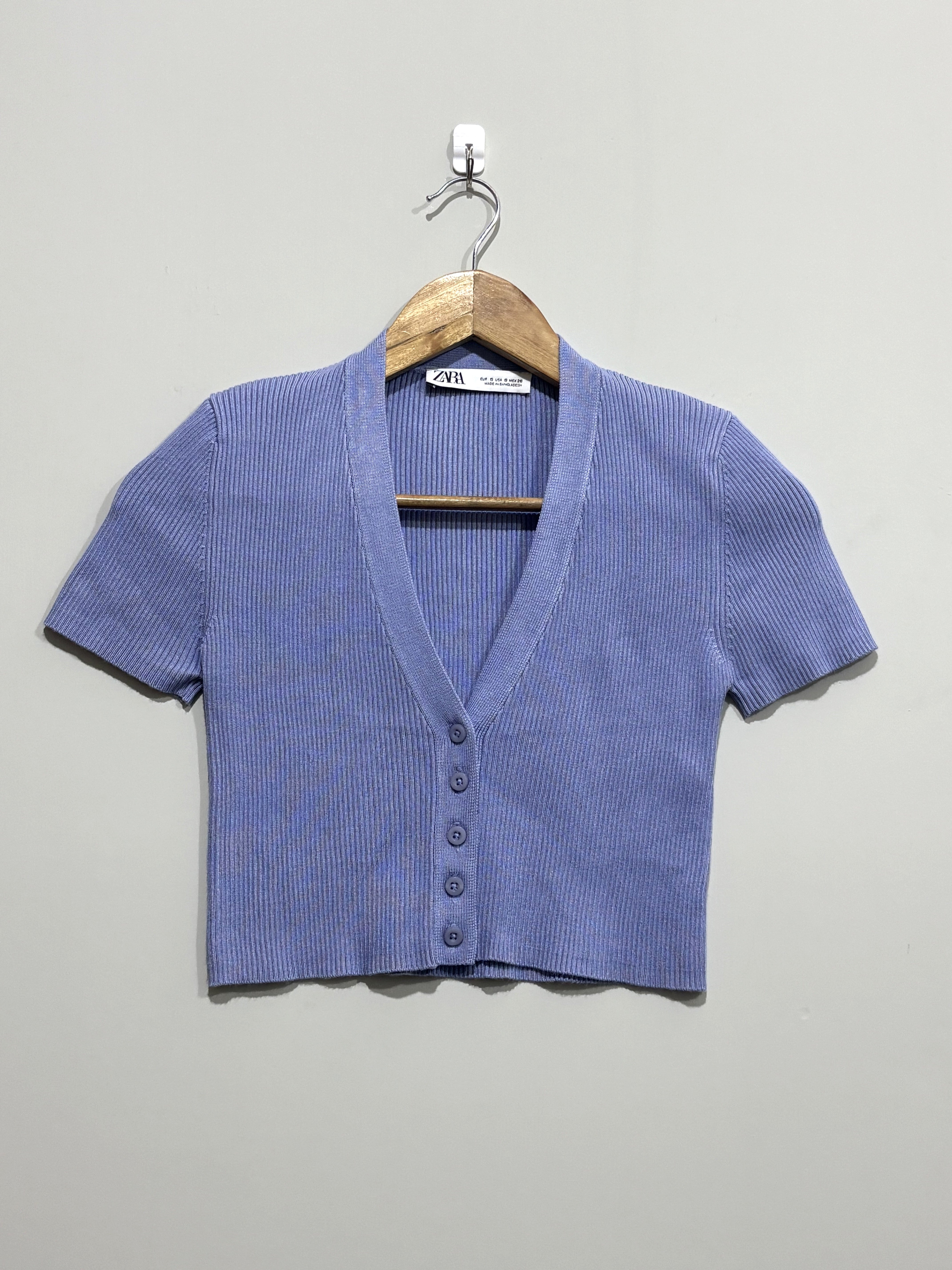 Blue ribbed V-neck short-sleeve cropped cardigan