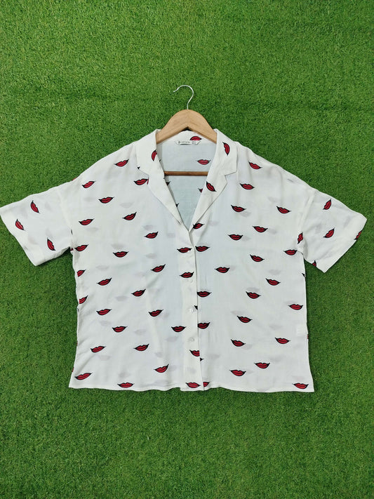 Lip Print Boxy Crop Shirt western preloved - alternate view