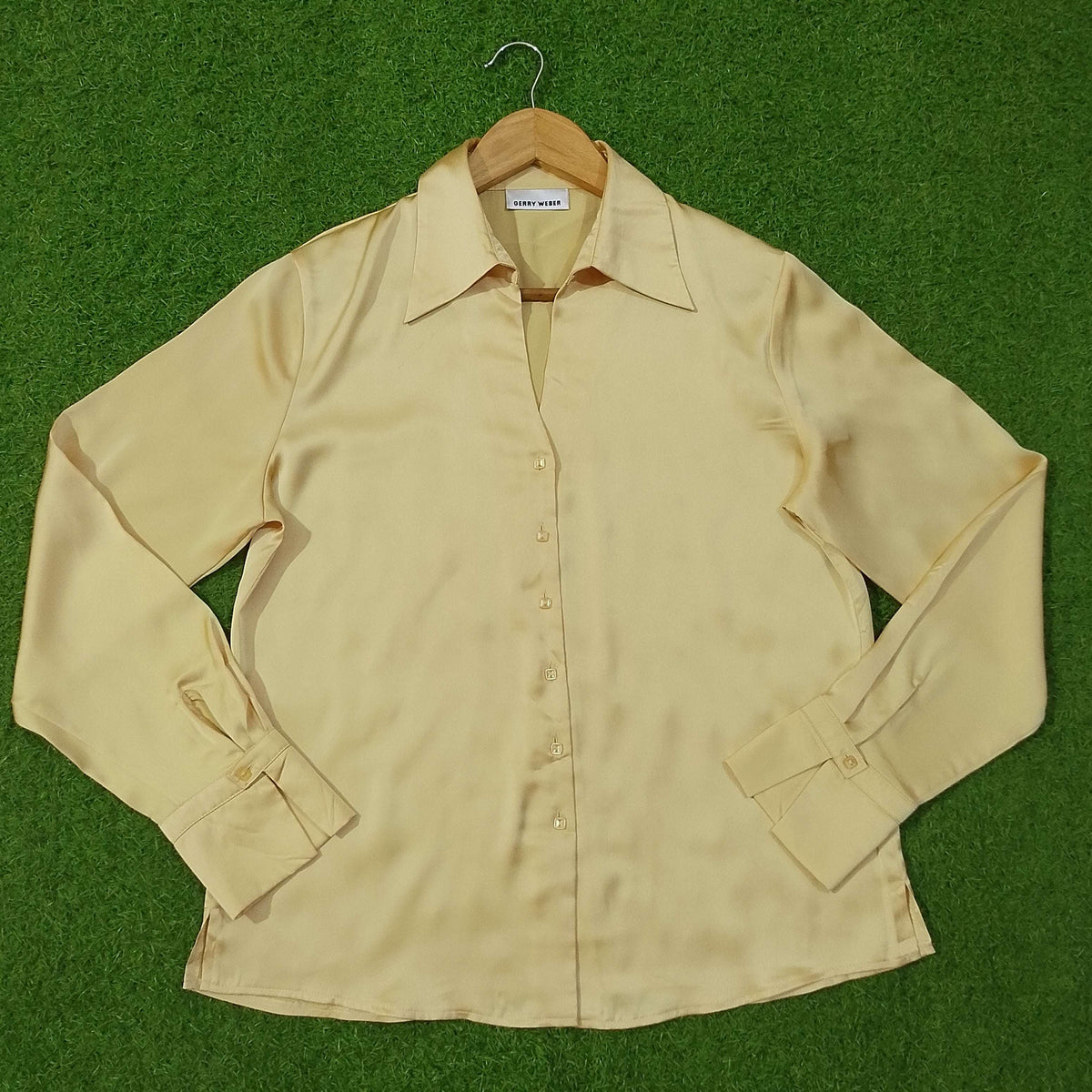 Classic Collar Button-Down Full Sleeve Shirt western preloved
