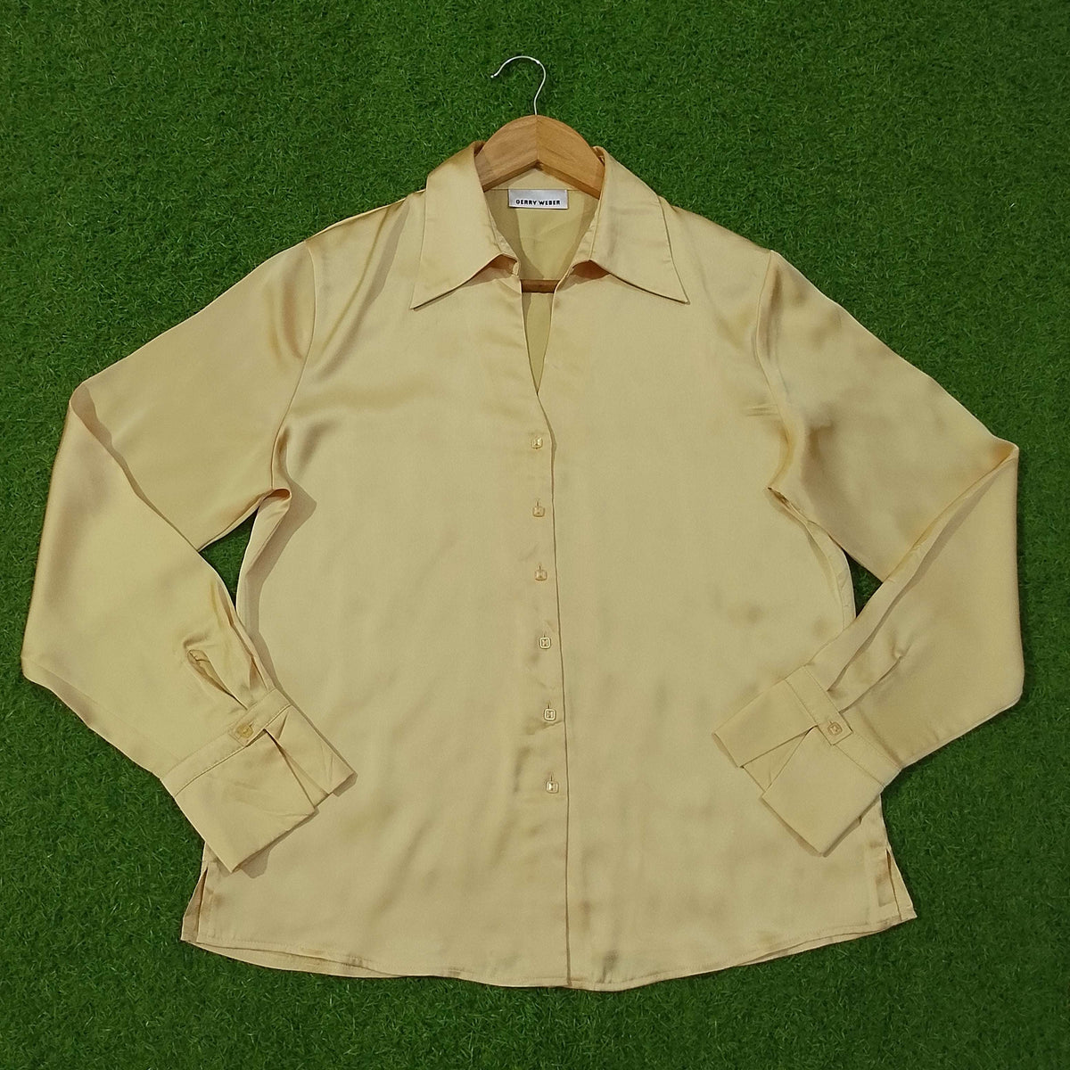 Classic Collar Button-Down Full Sleeve Shirt western preloved