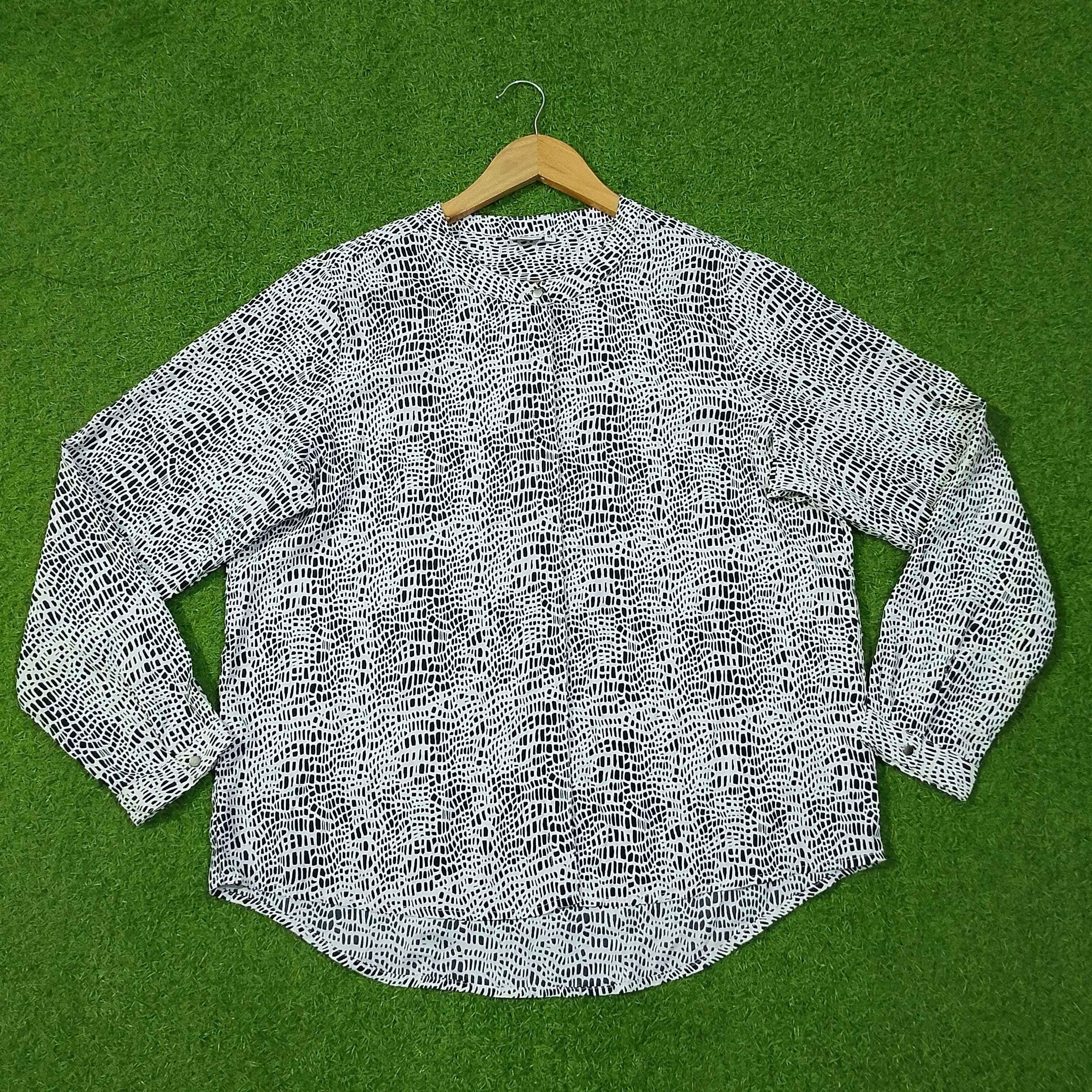 Croc Print Band Collar Oversized Curved Hem Top western preloved