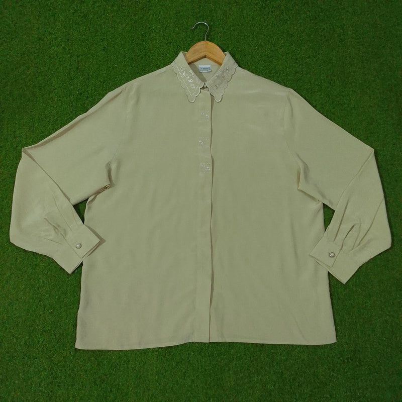 Embroidered Scallop-Collar Button-Down Blouse