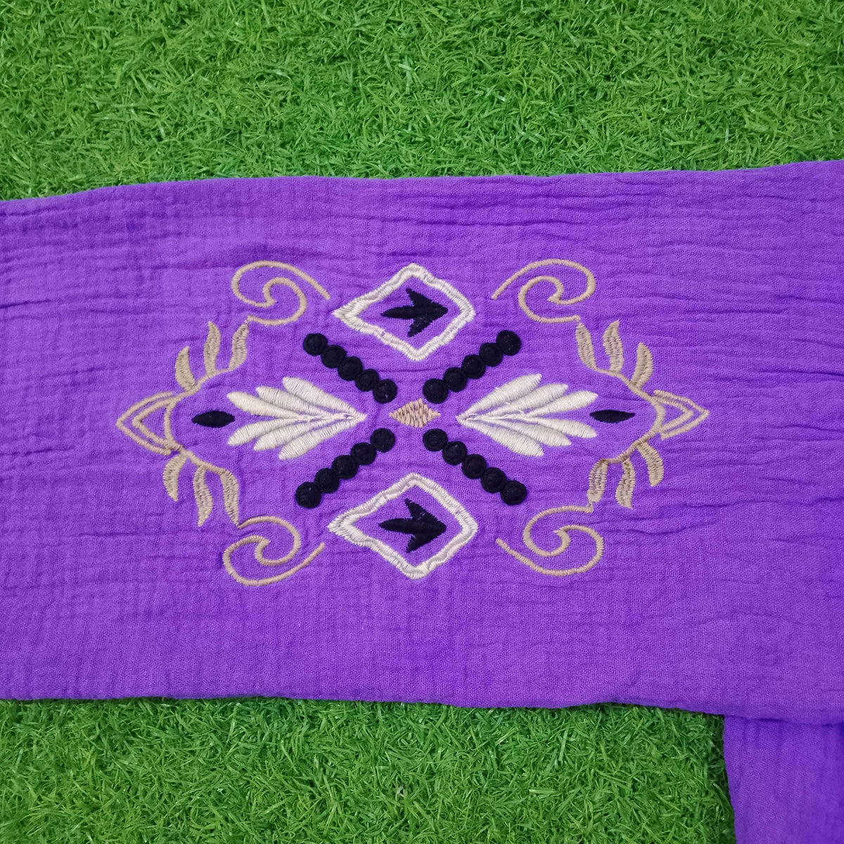 Purple Embroidered Drop Shoulder Full Sleeve Top western preloved