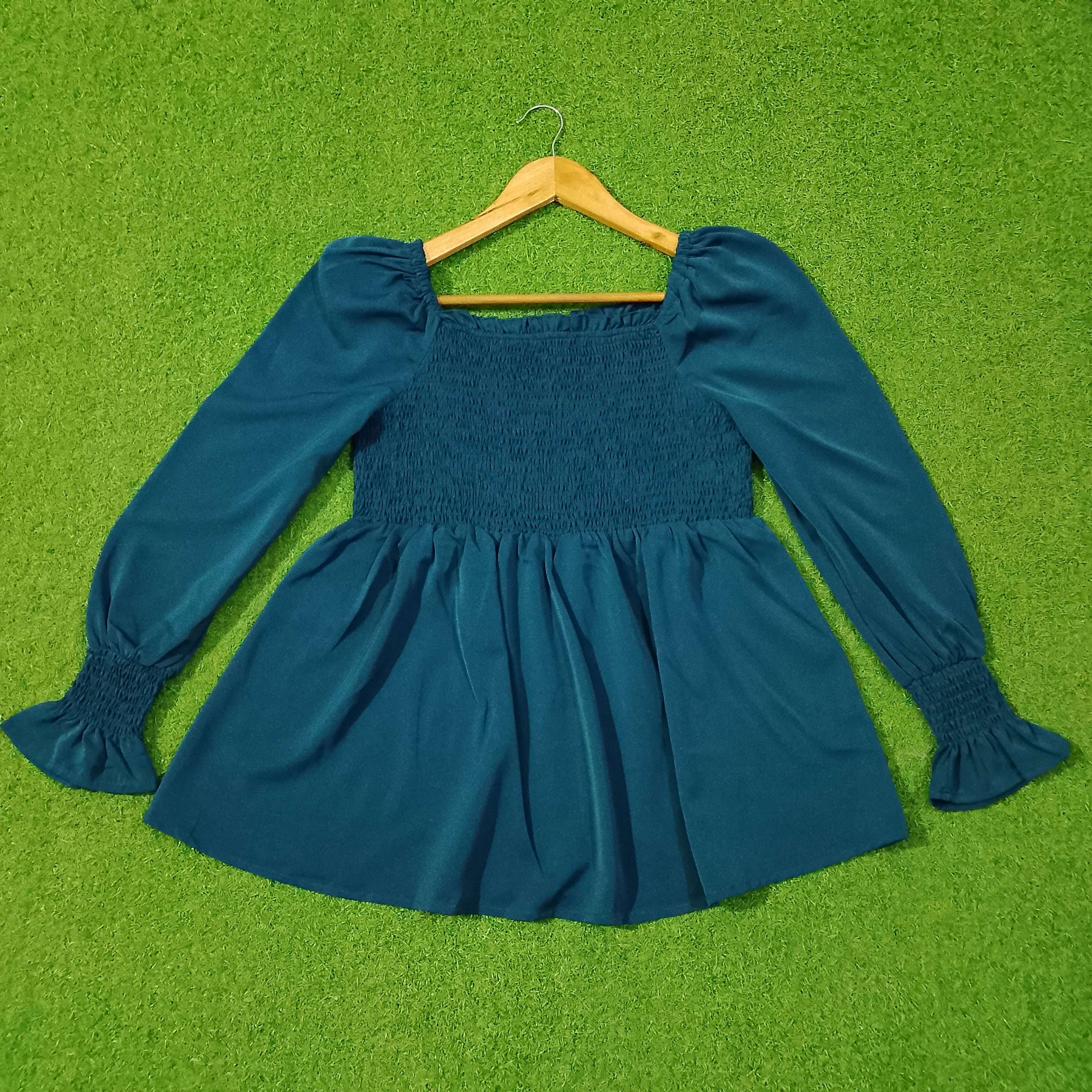 Elegant Teal Green Smocked Peplum Top with Puff Sleeves western preloved