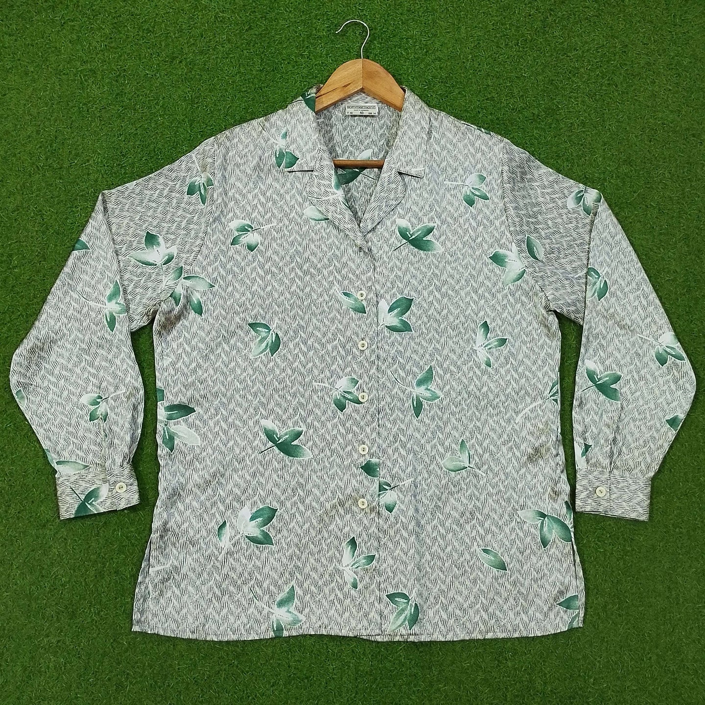 White Green Leaf Print Open Collar Full Sleeve Shirt western preloved