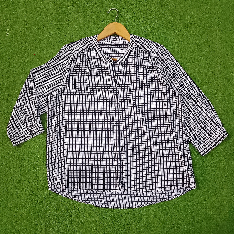 White Black Check Print V-Neck 3/4 Sleeve Hi-Low Hem Top