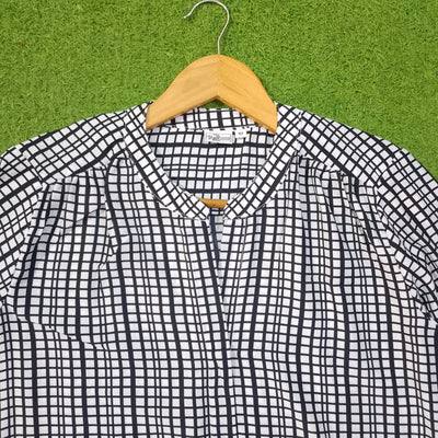 White Black Check Print V-Neck 3/4 Sleeve Hi-Low Hem Top - alternate view