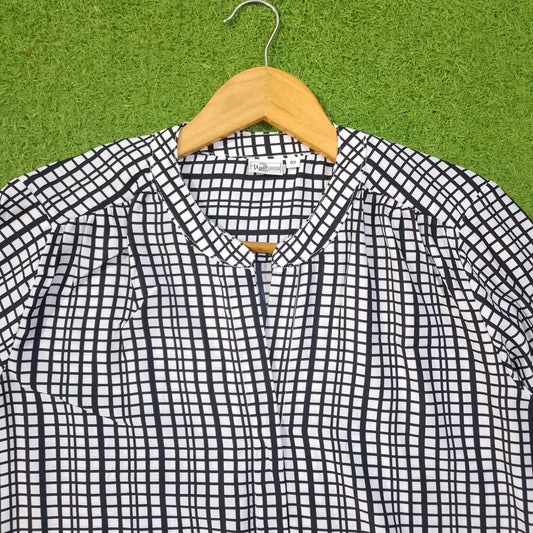 White Black Check Print V-Neck 3/4 Sleeve Hi-Low Hem Top - alternate view