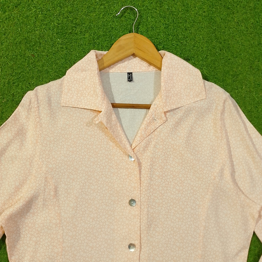 Peach Floral Print Full Sleeve Button-Down Shirt - Collar Detail - alternate view