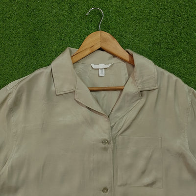 Beige Cropped Short Sleeve Shirt - Detail View - alternate view
