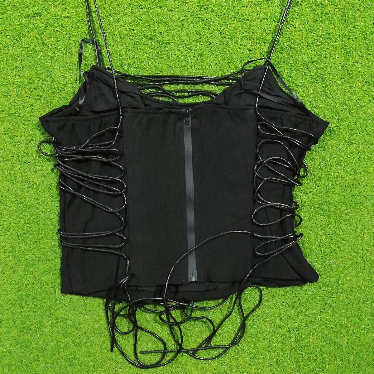 Black string loop detail spaghetti strap crop top - back zip view