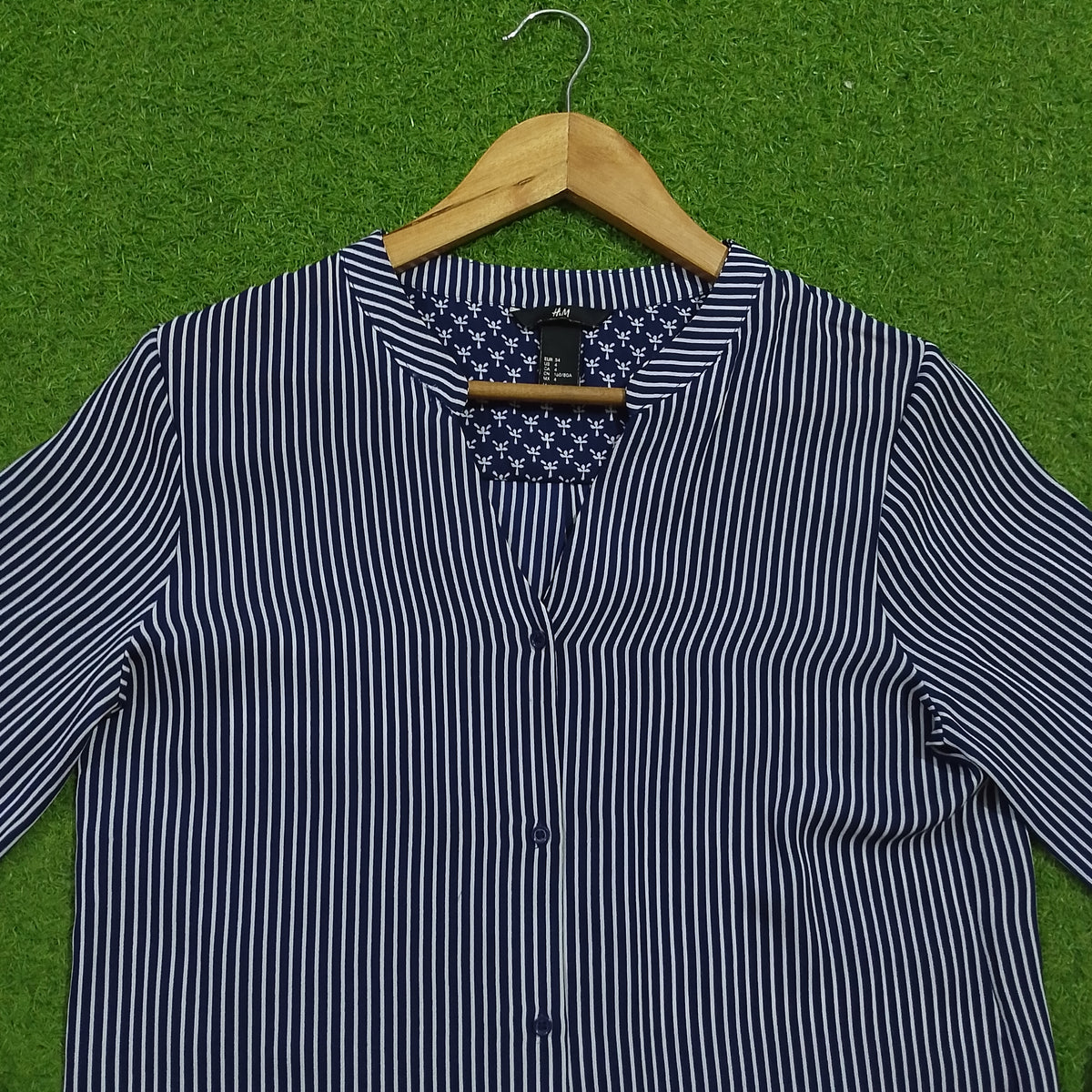 Navy blue and white striped full sleeve V-neck chiffon shirt - collar detail