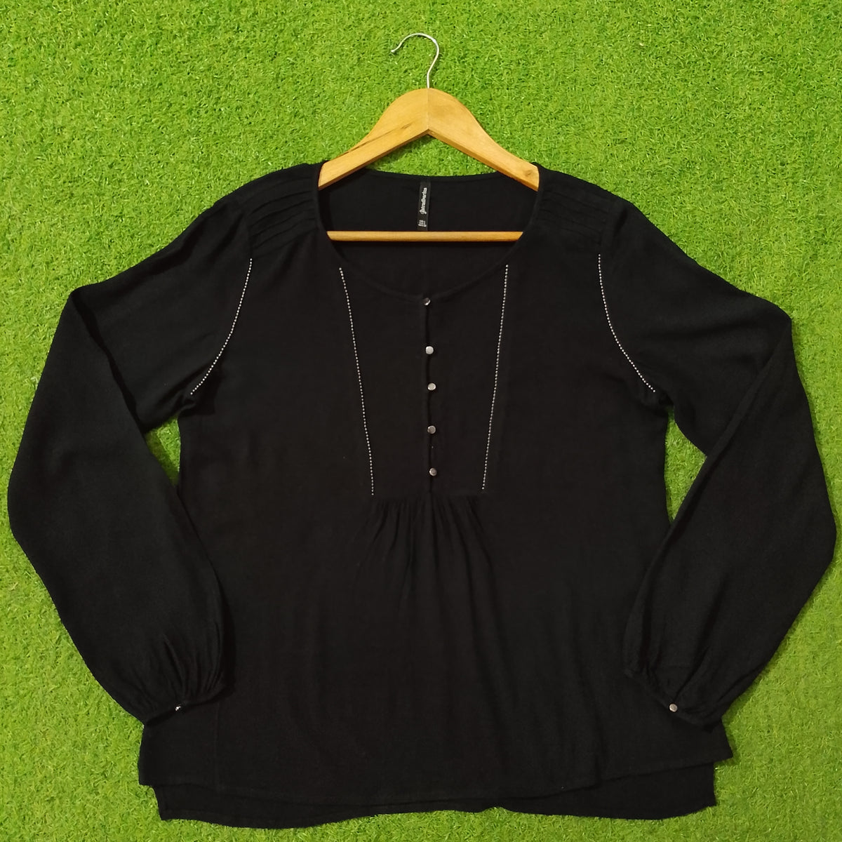 Black Rhinestone Detail Square Neck Crinkle Chiffon Top - Detail