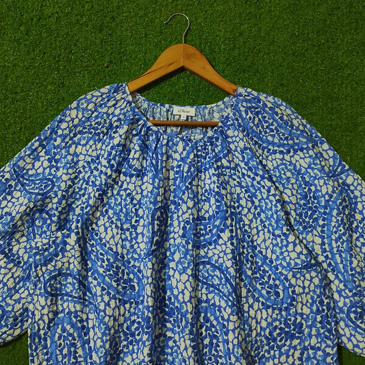 Blue Paisley Print Balloon Sleeve Crinkle Top - Detail View - alternate view