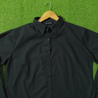 Black Full Sleeve Button-Down Shirt - Detail View - alternate view