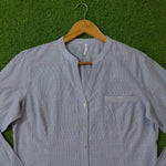 Light blue pinstripe band collar button-down shirt by Soya Concept - collar and neckline close up