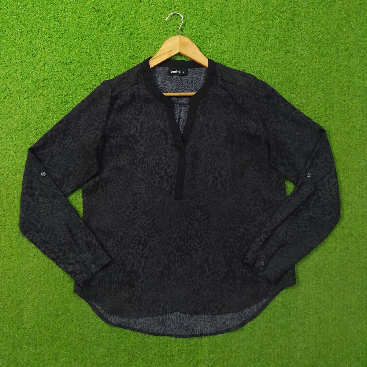 Black animal print V-neck chiffon blouse by Lanina