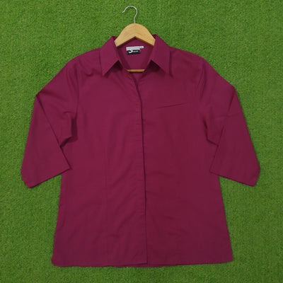Magenta hidden button collar shirt by Scarell - front view