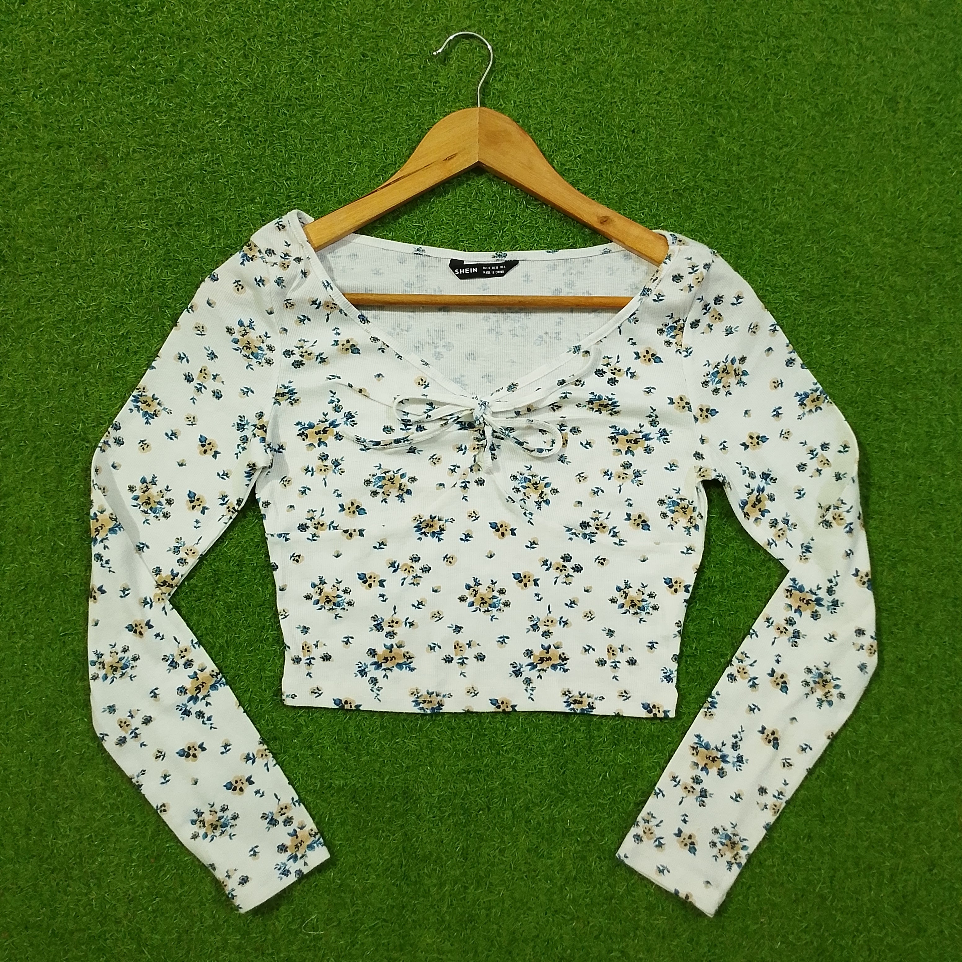 White Floral Print Tie-Front Ribbed Crop Top