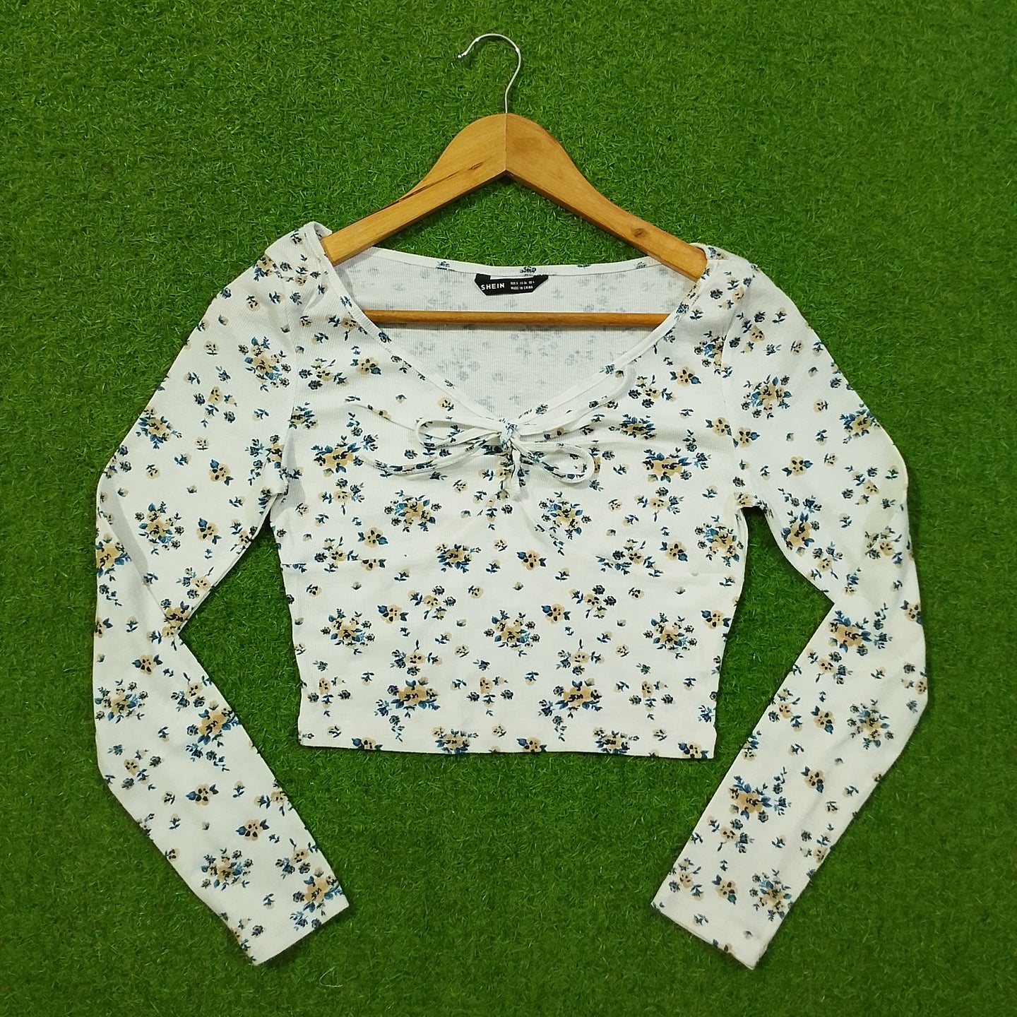 White Floral Print Tie-Front Ribbed Crop Top