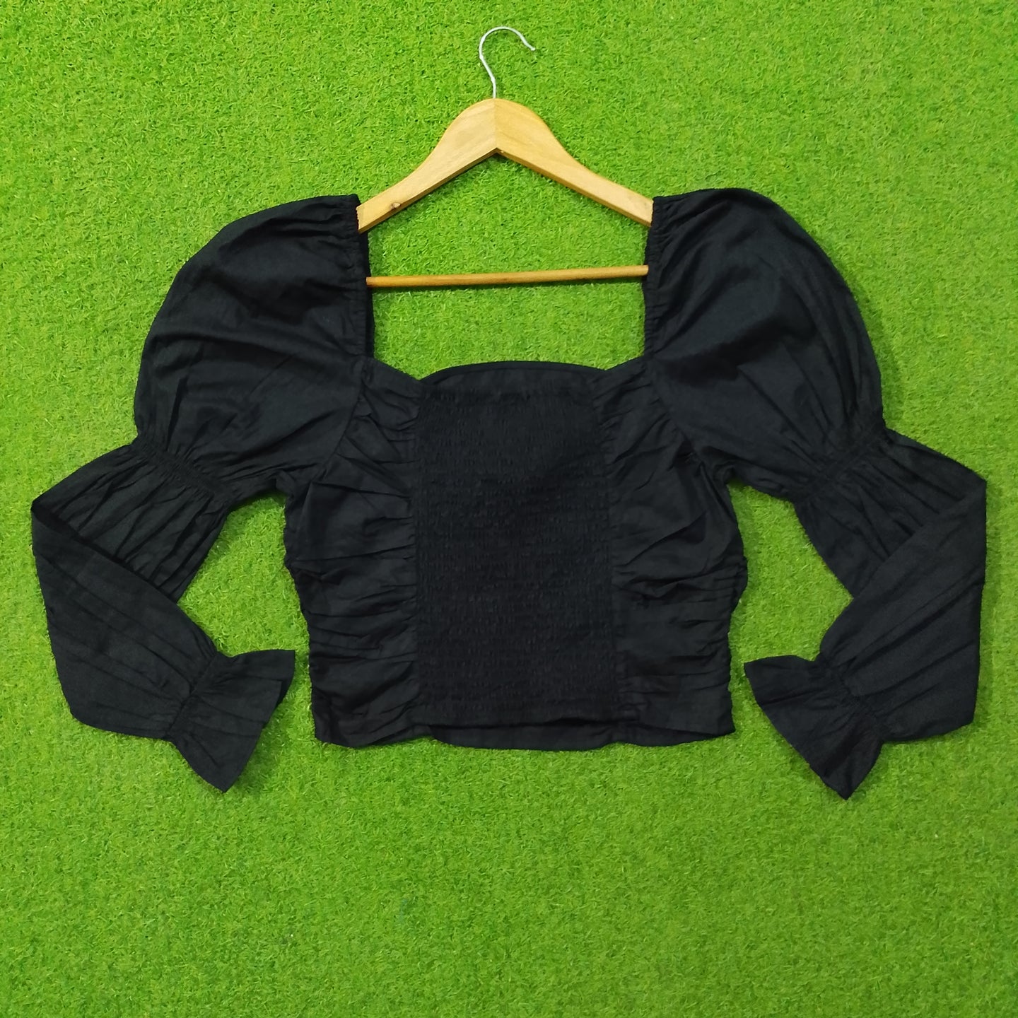 Black Sweetheart Neck Ruched Crop Top with Puff Sleeves