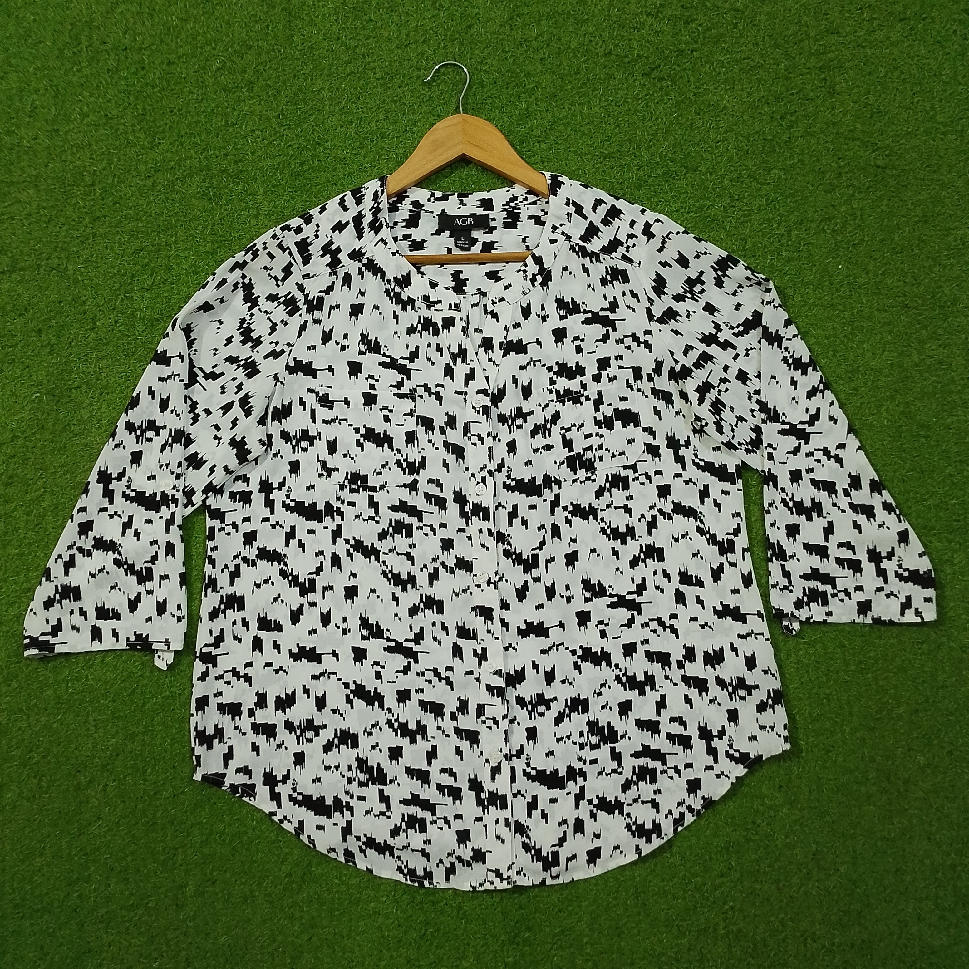 White Black Abstract Print V-Neck Button-Down 3/4 Sleeve Chiffon Shirt - Front