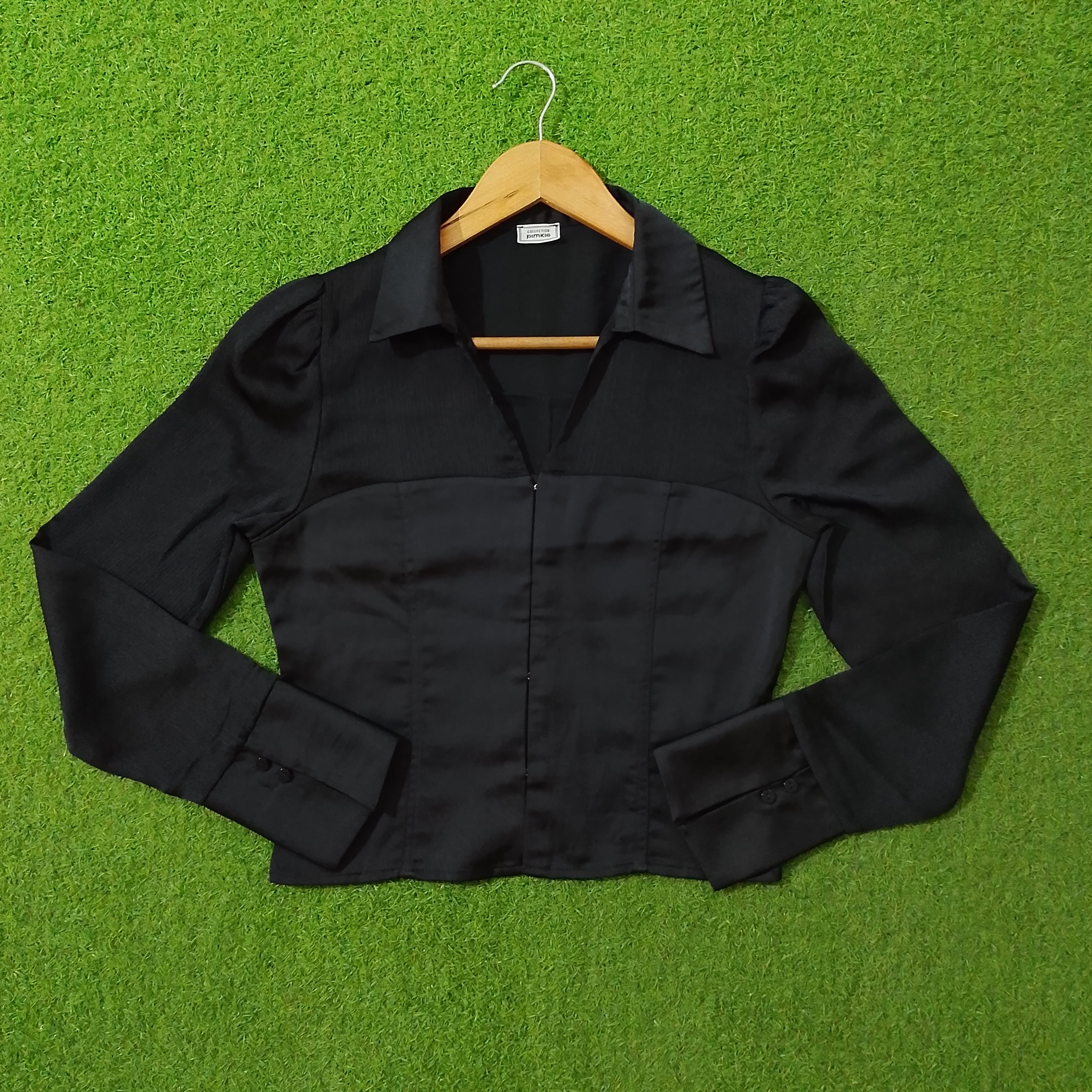 Black Collared Button-Down Cropped Shirt