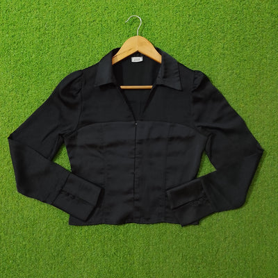 Black Collared Button-Down Cropped Shirt