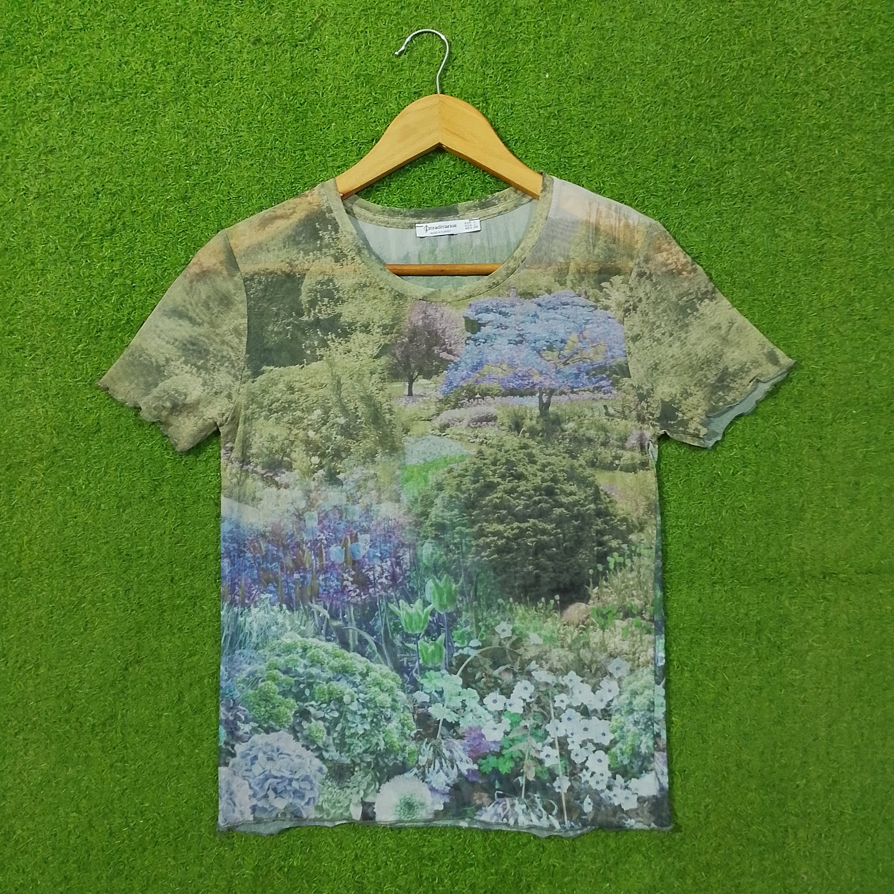 Garden Landscape Print Mesh Short Sleeve Top