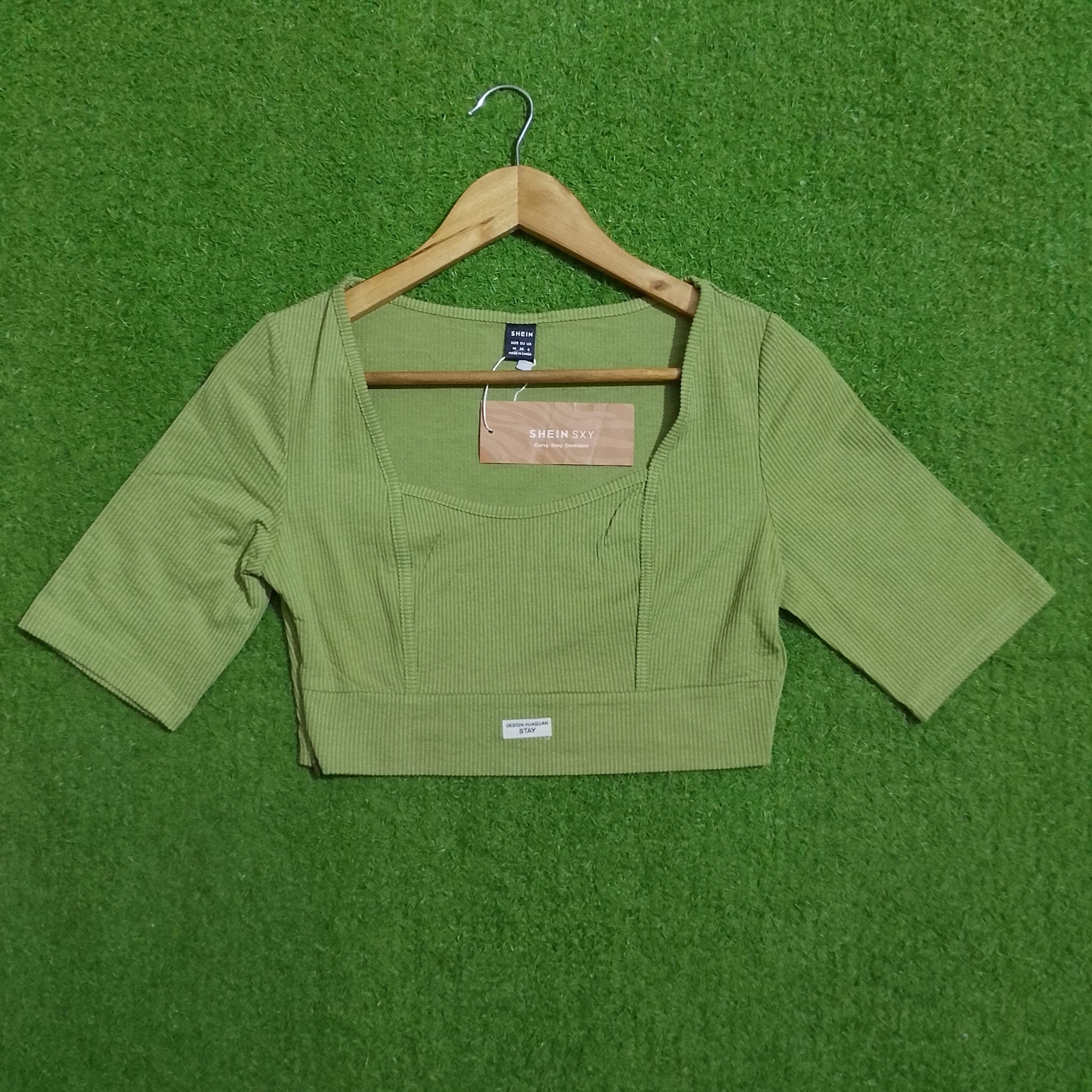 Olive Green Square Neck Short Sleeve Ribbed Crop Top