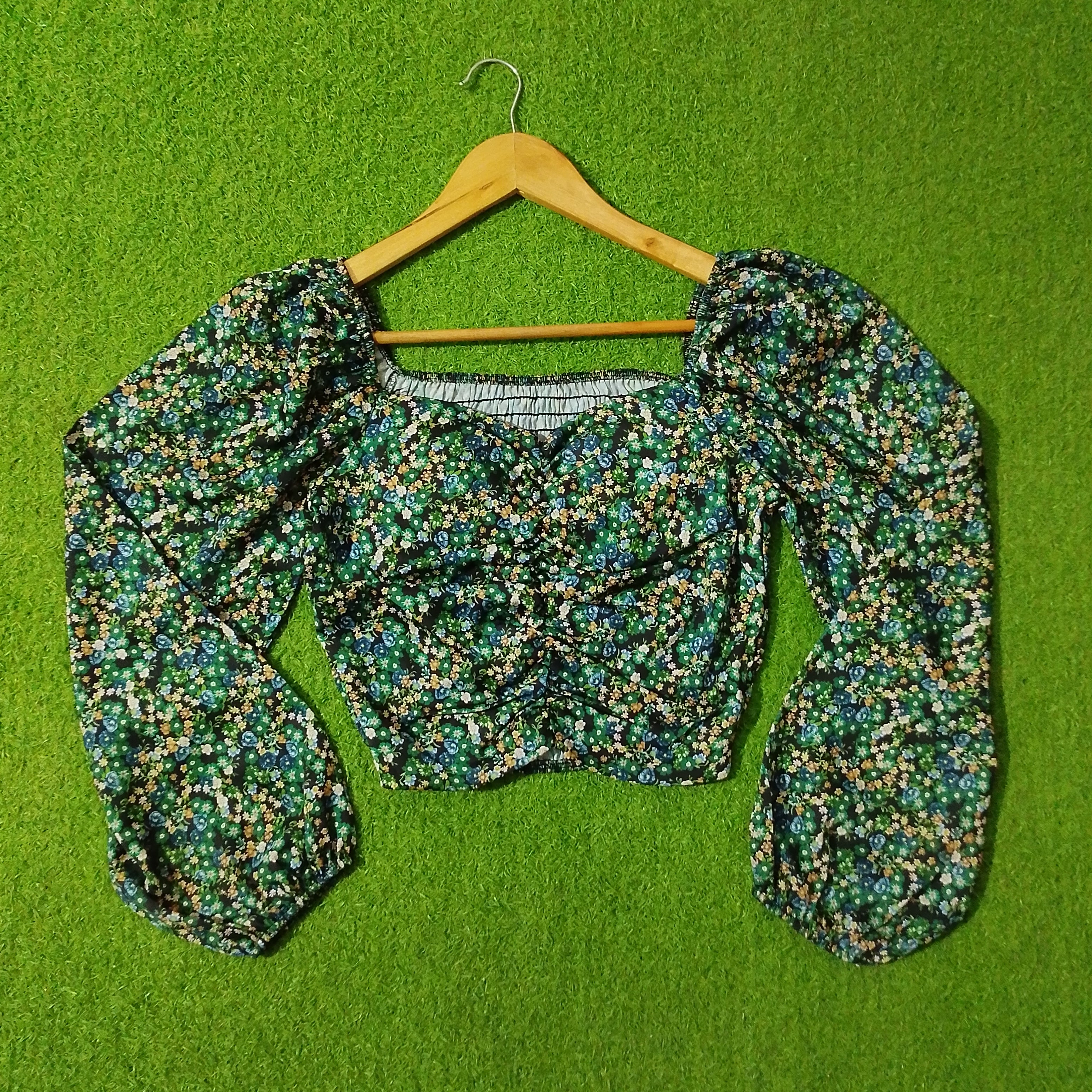 Dark Green Ditsy Floral Smocked Puff Sleeve Crop Top - Front View