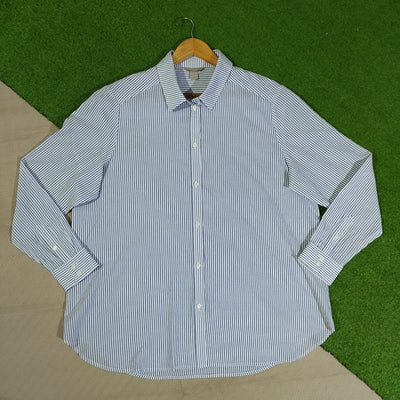 White and navy vertical pinstripe button-front shirt with collar