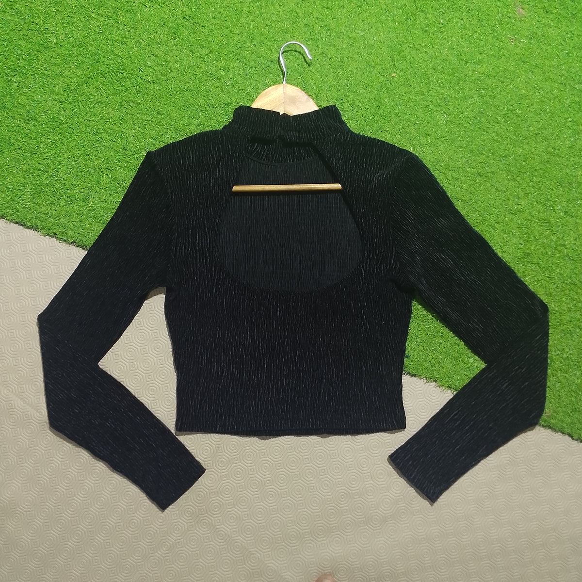 Black Davide high neck long sleeve crop top neckline detail