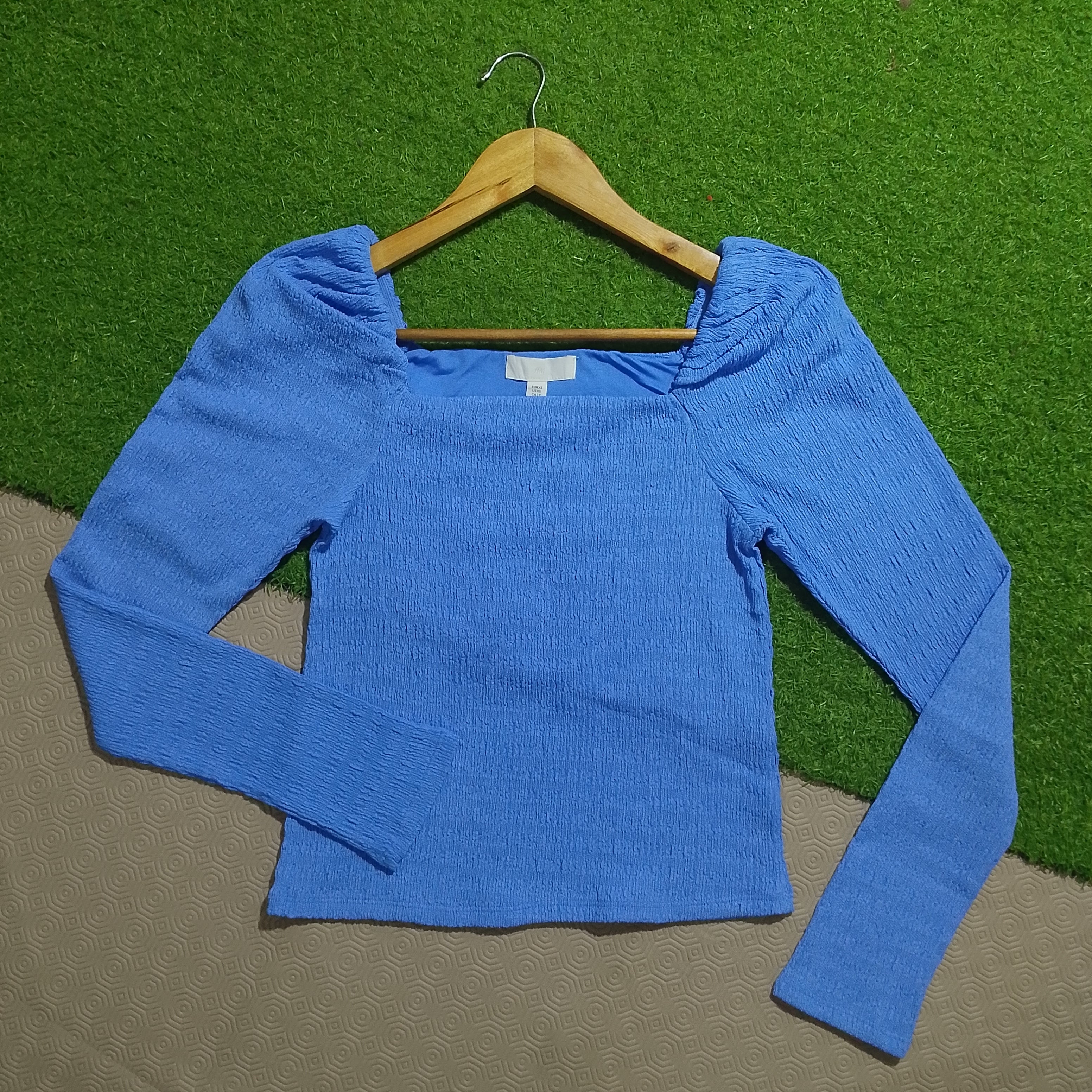 Blue H&M textured square neck crop top front view