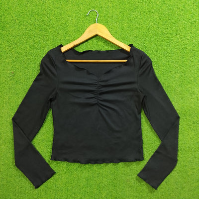 Black Shein ruched square neck long sleeve crop top front view