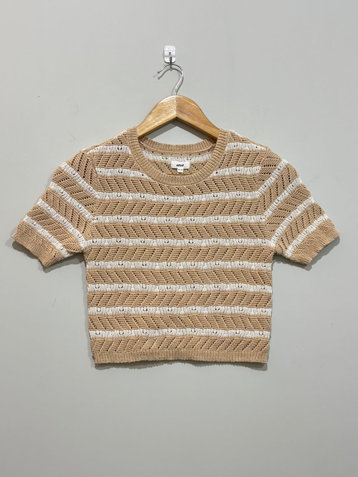 Beige and white striped openwork short-sleeve crop top with ribbed edges