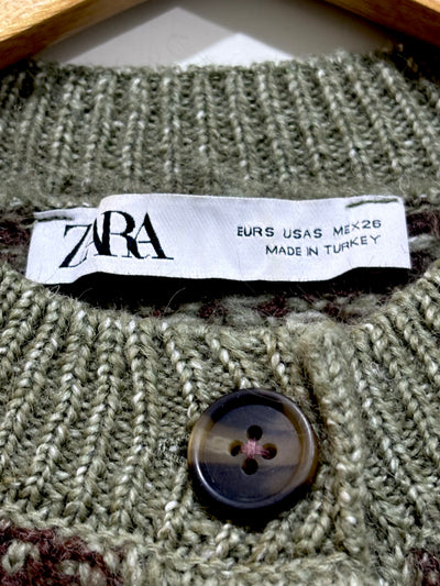 Zara garment label showing EUR S, USA S and MEX 26, made in Turkey. - alternate view