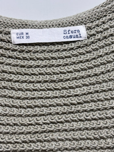 Sfera casual label showing EUR M and MEX 30 - alternate view