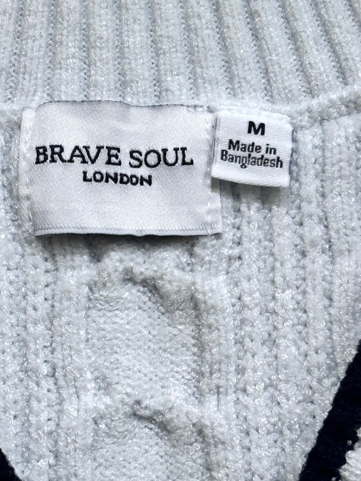 Brave Soul London label showing size M